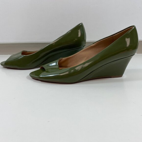 Forever Womens Olive Green Peep Toe Wedge Office Work Slip-On 2.5" Heel Size 10 - Picture 2 of 12